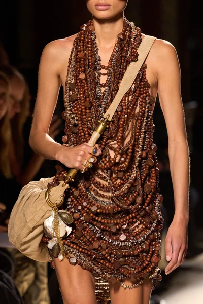 Look 67